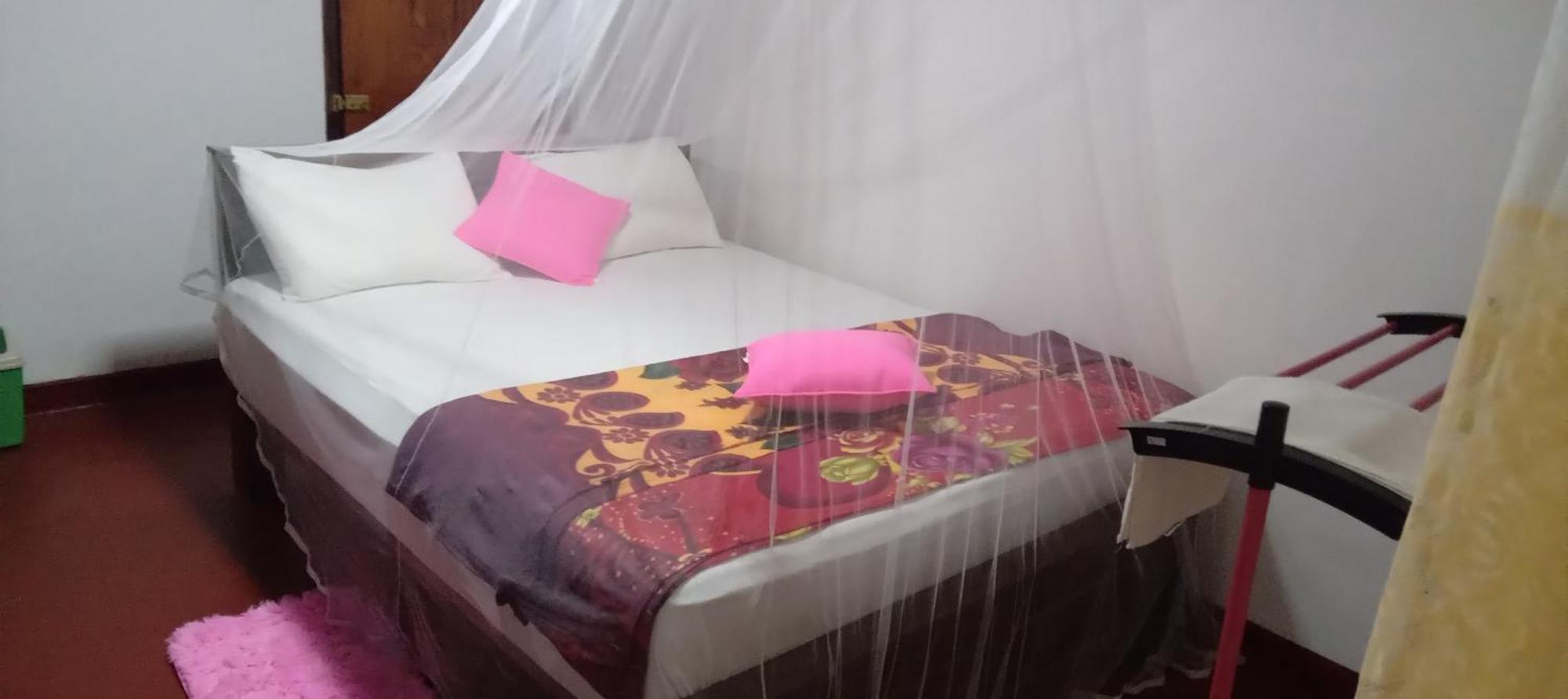 Rainforest Holiday Inn Deniyaya Δωμάτιο φωτογραφία